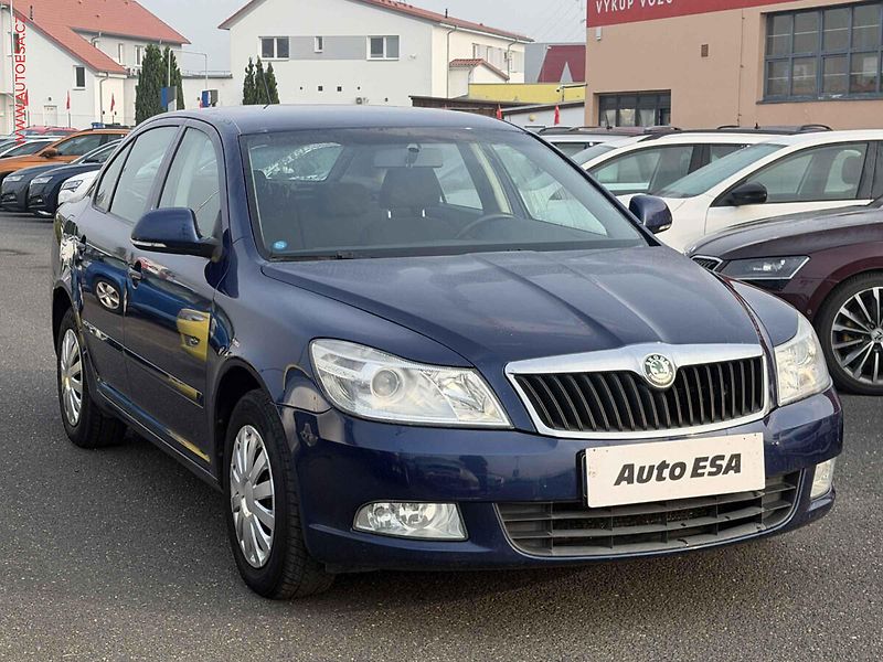 Škoda Octavia (2011) 1.6 TDi, ČR, AC, temp - fotografie inzerátu
