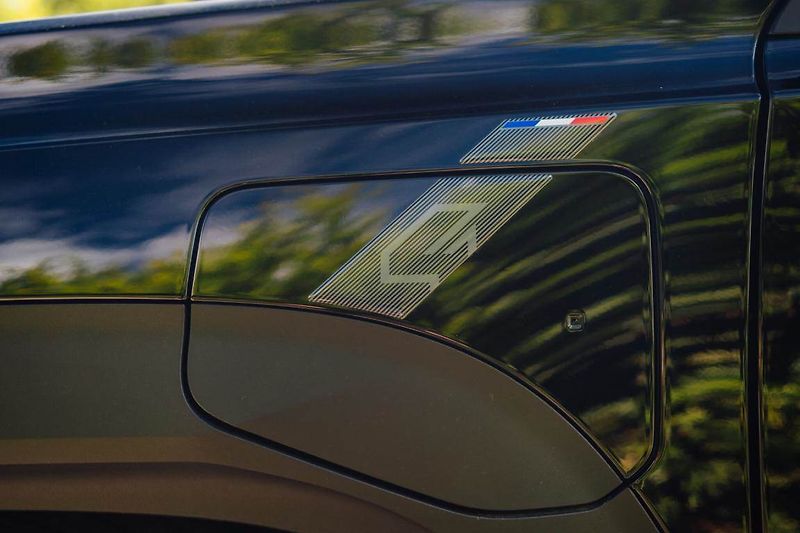Renault 4 E-TECH (2026) 52 kWh - fotka 10 z 33