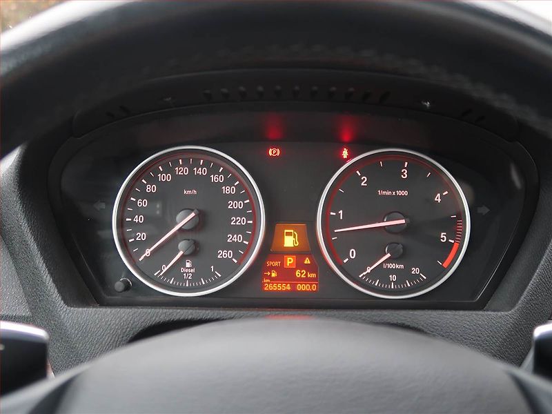 BMW X5 (2013) xDrive40d, 4X4, Automat, Kůže - fotka 11 z 31
