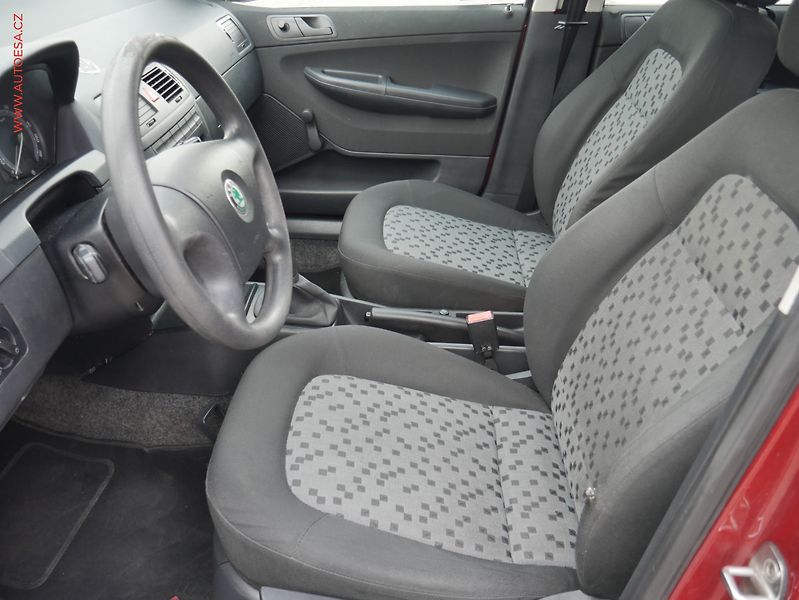 Škoda Fabia (2006) 1.2i, ČR - fotka 9 z 12