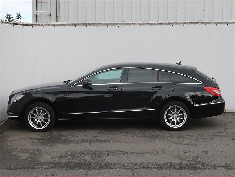 Mercedes-Benz CLS (2013) 350 CDI, Automat, Kůže, Navi - fotka 3 z 20