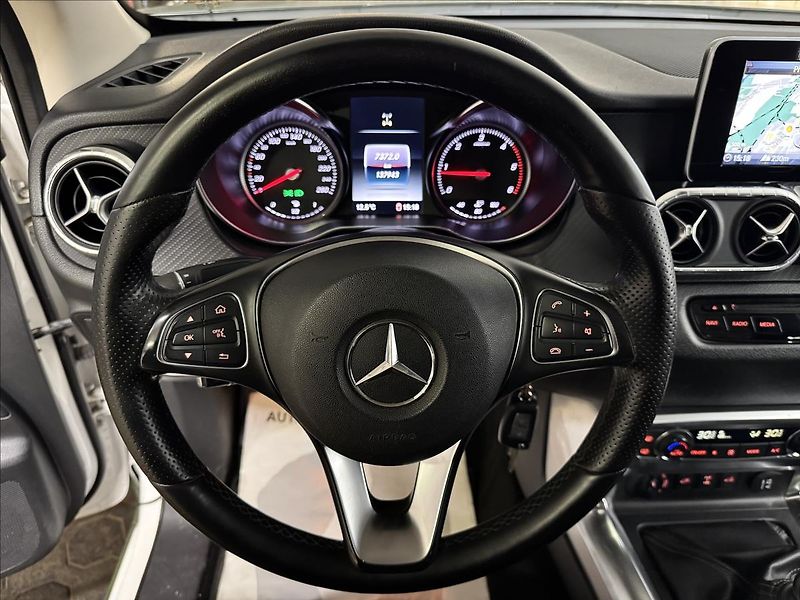 Mercedes-Benz Třídy X 220d 4Matic Progressive 1.Maj. - fotka 18 z 37