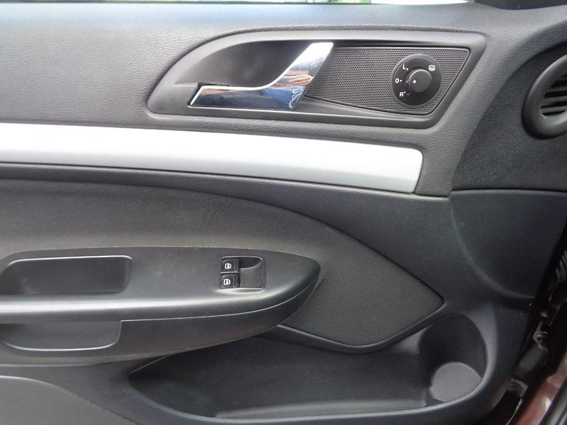 Škoda Octavia 1,6 TDI - fotka 14 z 17