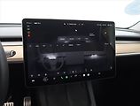 Tesla Model Y (2022) Long Range AWD 79kWh, SoH 91% - náhled 17