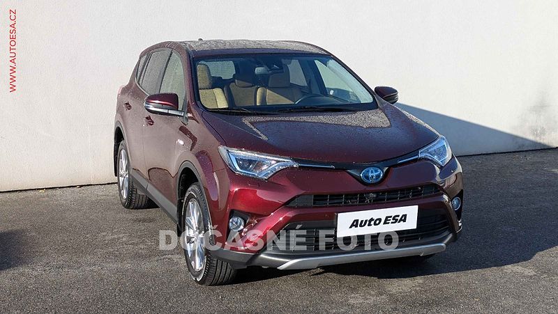 Toyota RAV4 (2017) 2.5 Hybrid 4WD, 2.maj,ČR - fotka 1 z 18