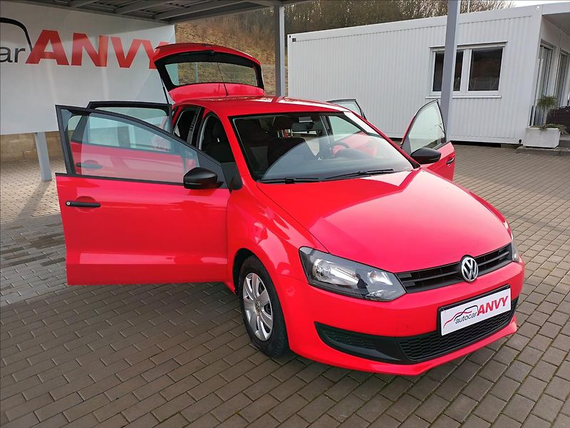 Volkswagen Polo 1,2 HTP,44KW,KLIMA,SERVISKA,ES - fotka 9 z 40
