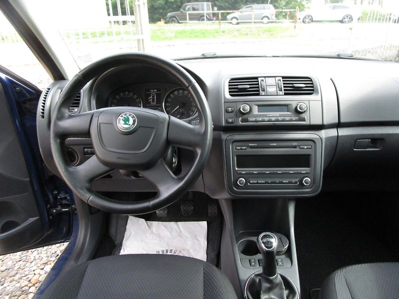 Škoda Roomster 1,6TDI-77KW- NOVÁ STK - fotka 13 z 25