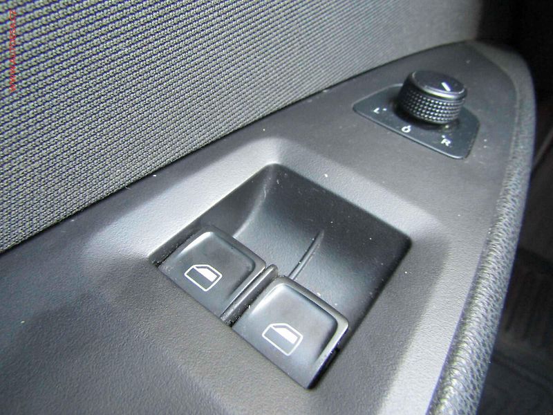 Seat Leon (2013) 1.2TSi SC, ČR, AAC, tempomat - fotka 11 z 19