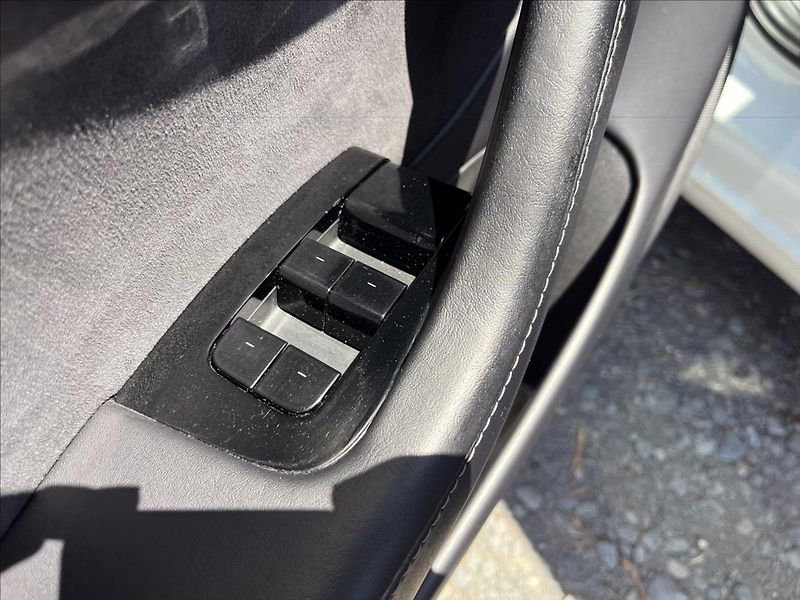 Tesla Model 3 LR AWD 366 kW  Záruka,TZ - fotka 12 z 47