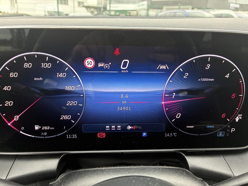 Mercedes-Benz GLC (2025) 220d 4MATIC - fotka 14 z 14