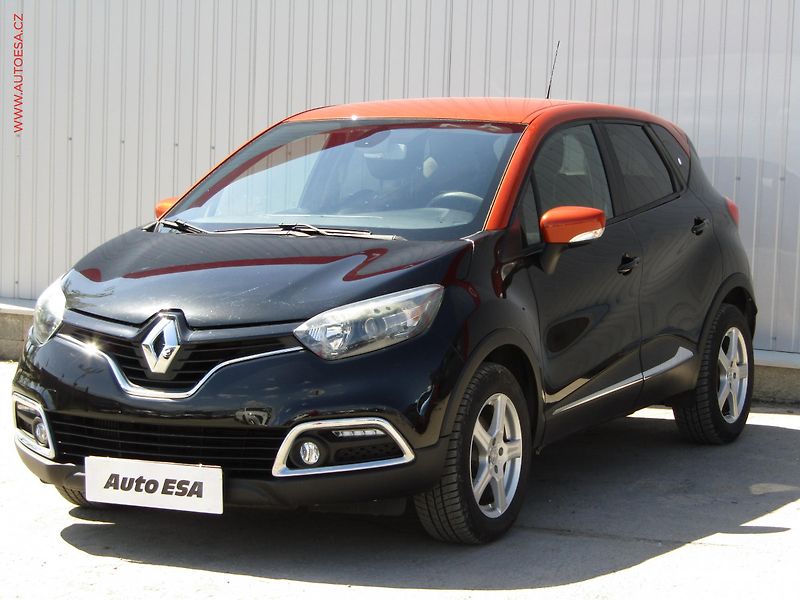 Renault Captur (2015) 1.2 TCe, 1.maj,ČR, AT - fotka 3 z 18