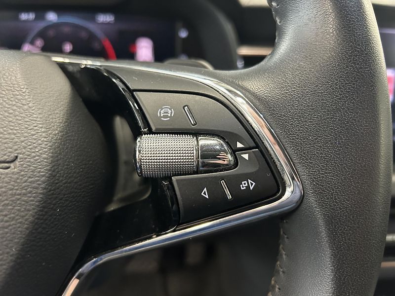 Škoda Scala (2022) 1.0TSi DSG Style REZERVACE - fotka 12 z 26