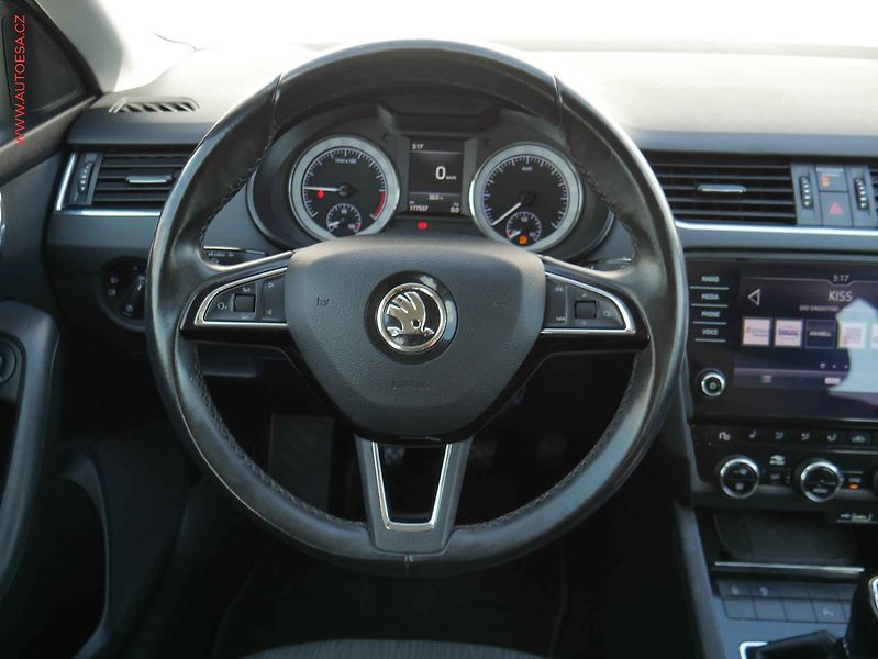 Škoda Octavia (2019) 1.6TDi, ČR, Navi, LED, AC - fotka 13 z 20