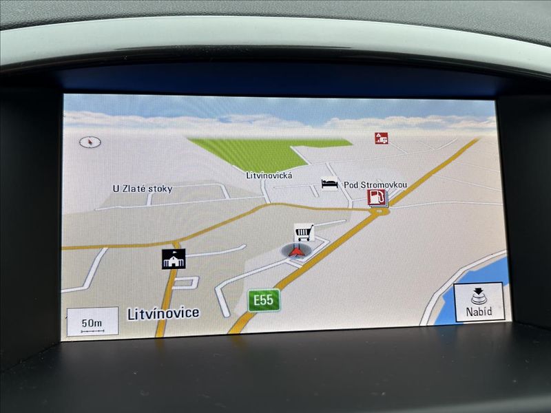 Opel Astra 1,4 iT 103kW,Xenon,Navi,Výhřev - fotka 16 z 32