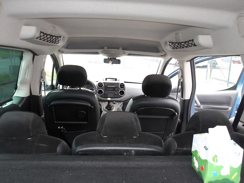 Peugeot Partner Tepee 1,6HDi MULTISPACE(2xšoupačky) - fotka 29 z 33