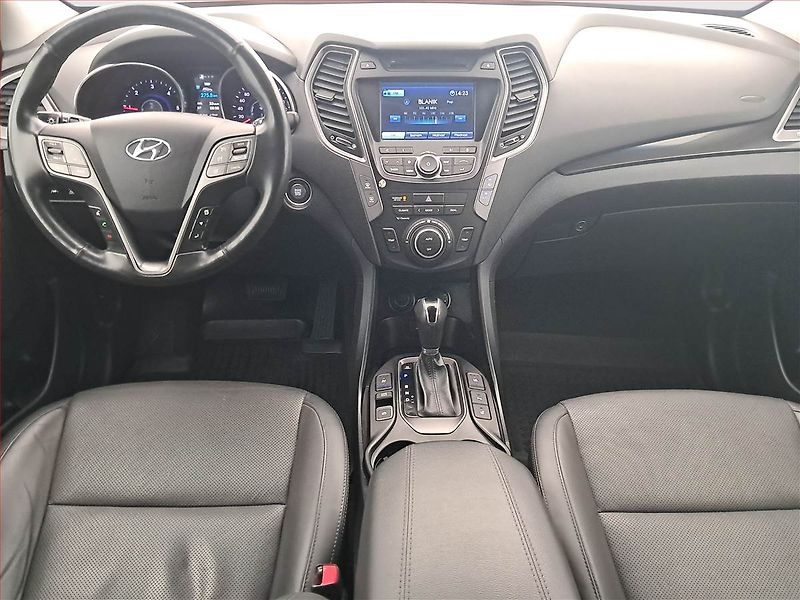 Hyundai Santa Fe (2015) 2.2 CRDi, 4X4, Automat - fotka 8 z 18