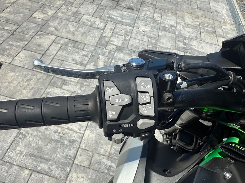 Kawasaki - fotka 18 z 24