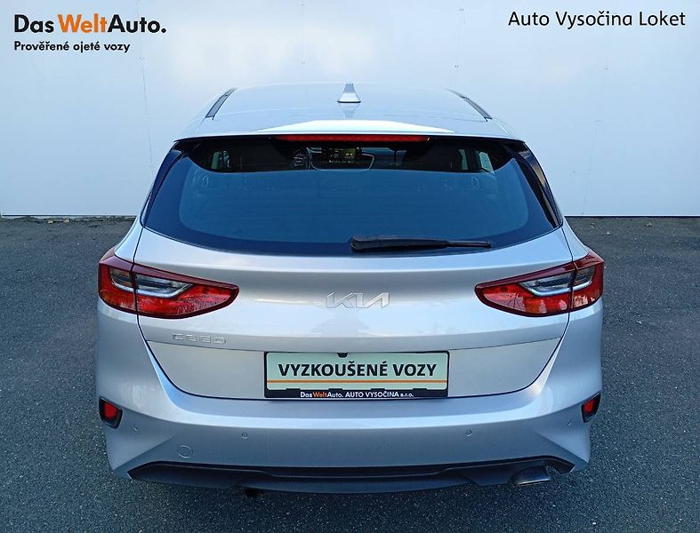 Kia Ceed (2023) 1.0 T-GDI 73 kW benzín manuál - fotka 10 z 25