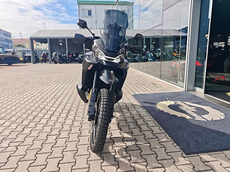 CFMOTO (2026) 1000 MT-X - 06/2026, najeto 2. - fotka 9 z 20