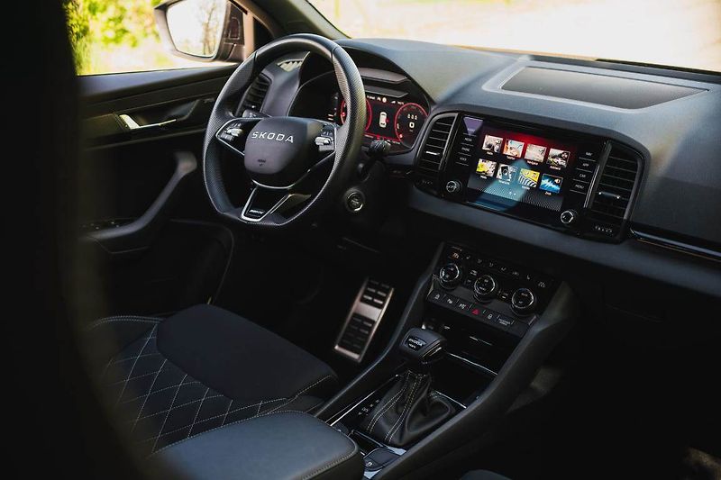 Škoda Karoq (2025) 2.0 TDI, 4X4, Navigace - fotka 3 z 32