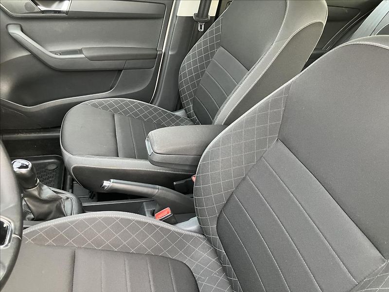 Škoda Fabia 1,0 Tažné,Navigace,Car Play - fotka 8 z 18