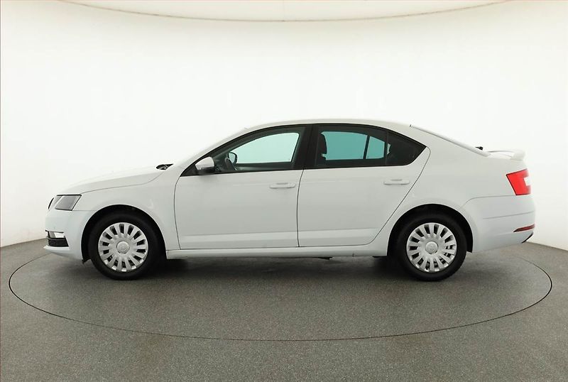 Škoda Octavia (2019) Ambition 1.0 TSI, Tempomat - fotka 3 z 15