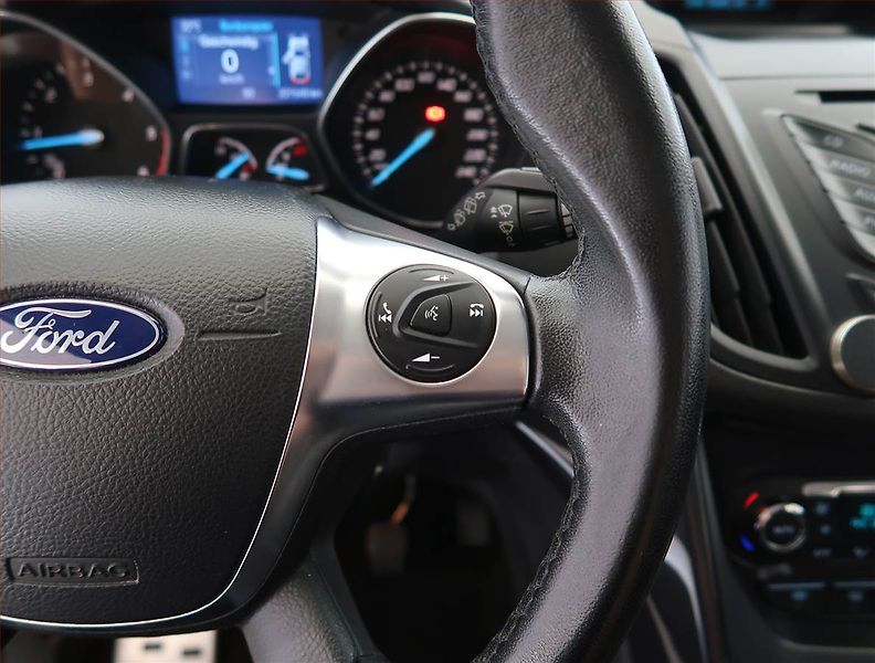 Ford Kuga (2014) 2.0 TDCi, 4X4, Serv.kniha - fotka 17 z 21