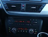 BMW X1 (2009) xDrive20d, 4X4, Xenony - náhled 12