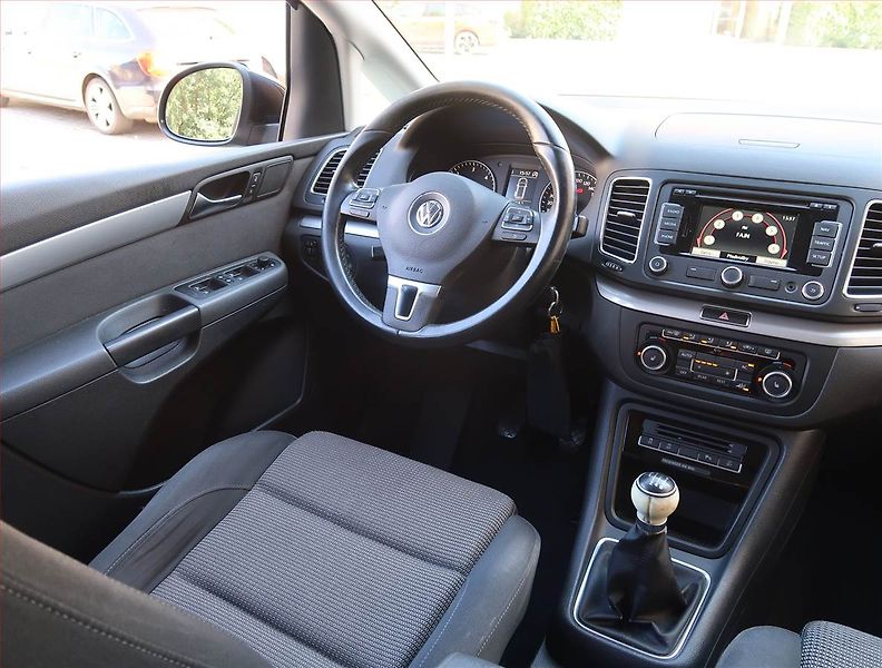 Volkswagen Sharan (2011) 2.0 TDI, Navi, Tempomat - fotka 7 z 19