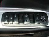 Fiat Freemont (2012) 2.0 JTD 4x4, 7míst, AT, navi - náhled 13