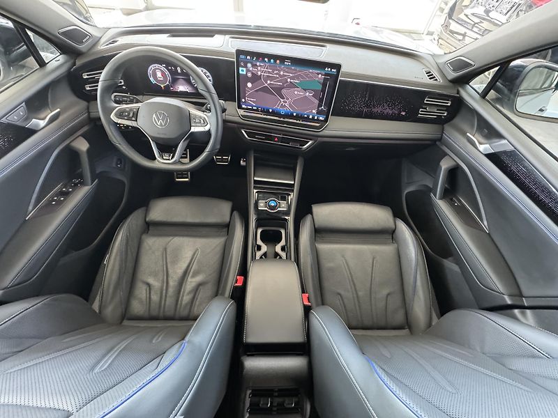 Volkswagen Tiguan (2024) 2,0TSI R DSG 4M TAŽNÉ LED ACC - fotka 9 z 43