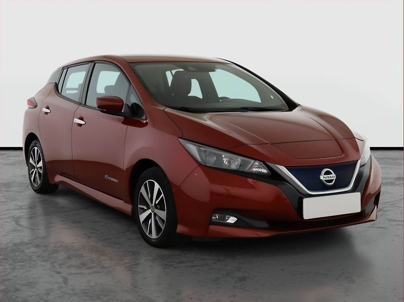 Nissan Leaf (2018) 40 kWh, Automat, Navi - fotografie inzerátu
