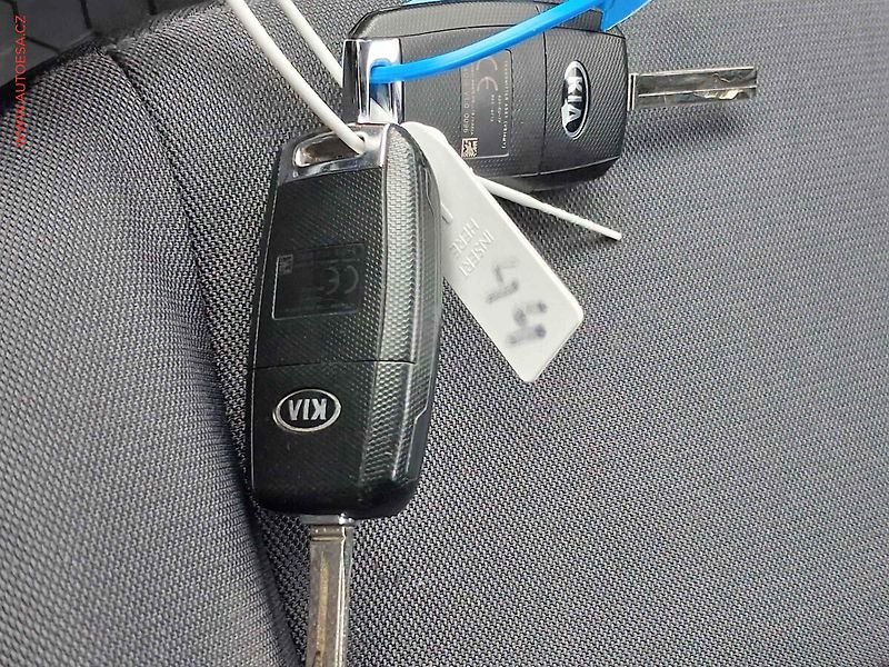 Kia Rio (2017) 1.3i, 2.maj,ČR, Klima - fotka 15 z 15
