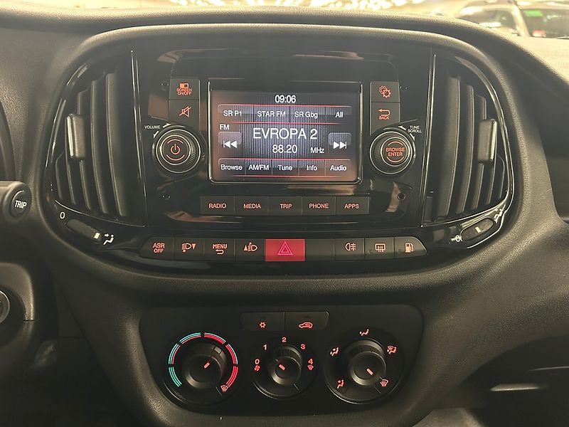 Fiat Dobló (2018) CNG 2018 | Záruka - fotka 27 z 40
