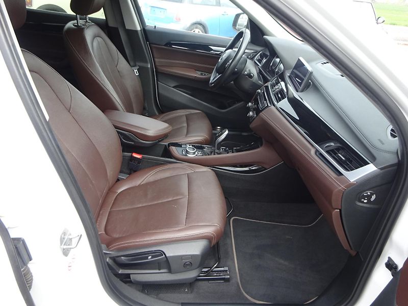 BMW X1 2.0d X-Drive Msport DPH - fotka 8 z 35
