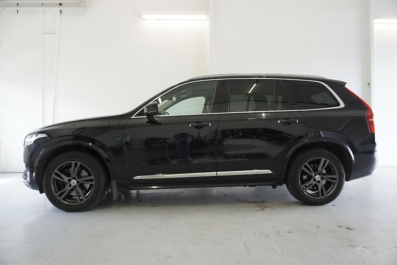 Volvo XC90 D5 AWD AUT. INSCRIPTION - fotka 8 z 34