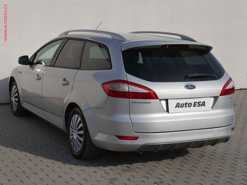 Ford Mondeo (2010) 2.0TDCi - fotka 6 z 21