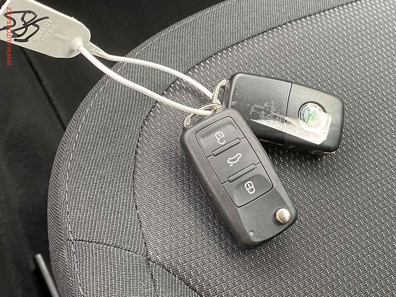 Škoda Yeti (2012) 1.4 TSi, Ambition, navi - fotka 17 z 17