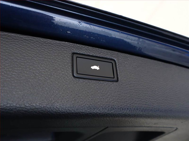 Volkswagen Passat (2012) Highline 2.0 TDI, 4X4 - fotka 19 z 19