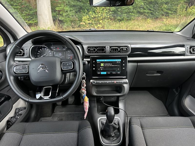 Citroën C3 (2019) Citroen C3 1.2 PureTech, Shine - fotka 8 z 16