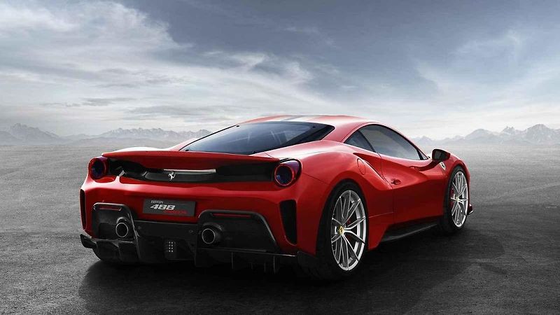 Zrychlení Ferrari 488 Pista z nuly na 100 km/h.