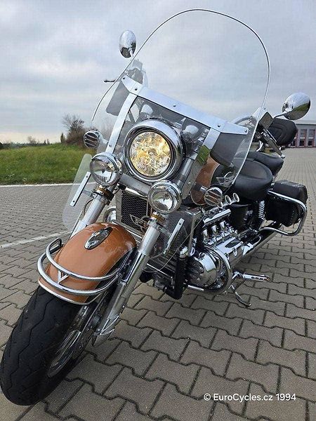 Honda F6C Valkyrie (1998) - fotka 7 z 20