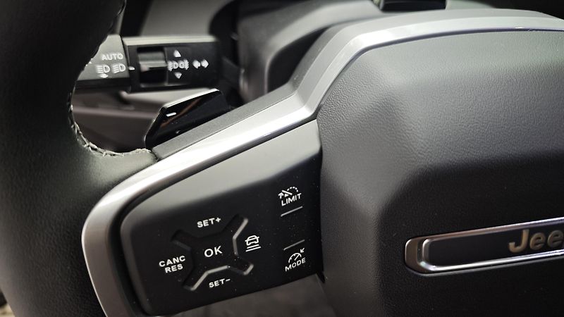 Jeep Compass (2026) First Edition  hybrid 145PS AT - fotka 26 z 41