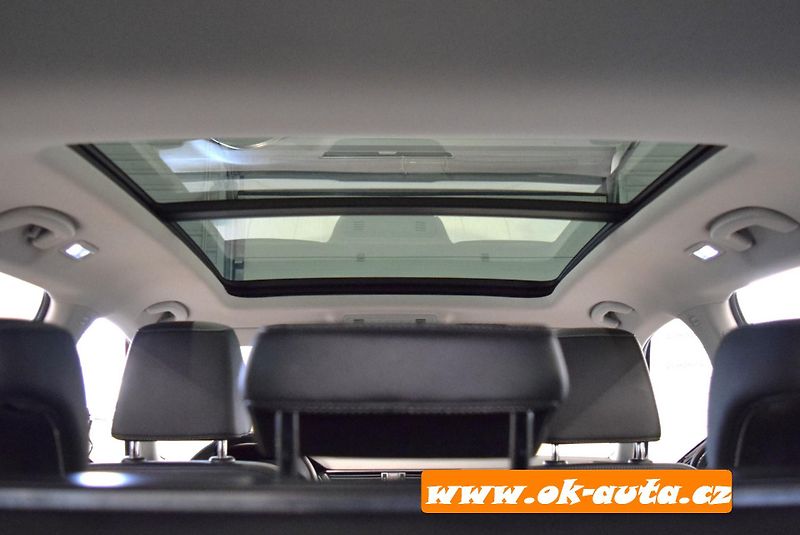 Škoda Superb 1.4 TSI iV LAURIN & KLEMENT  - fotka 23 z 77