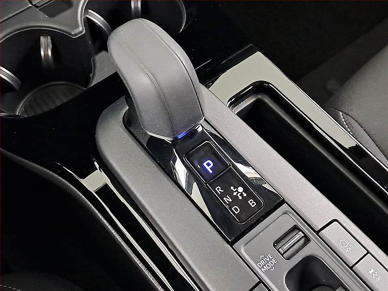 Toyota Prius (2024) 2.0 Plug-in Hybrid - fotka 13 z 22