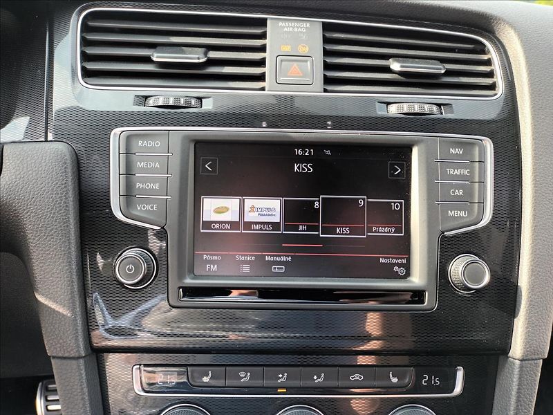 Volkswagen Golf 2,0 TDI,GTD,135KW,NAVI,XENON - fotka 28 z 50