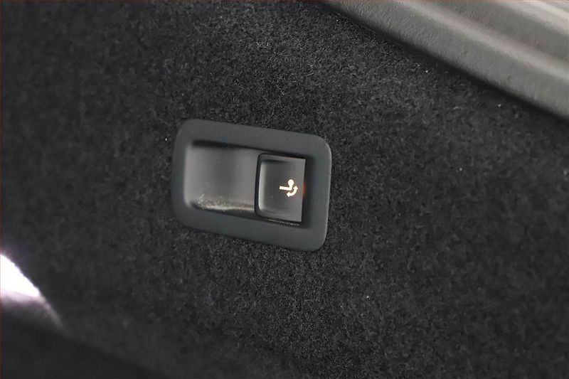 Volkswagen Arteon (2018) 2.0 TDI - fotka 13 z 21