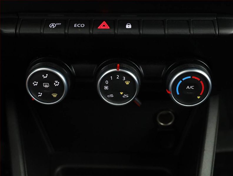 Dacia Duster (2020) 1.0 TCe, LPG, ČR,1.maj - fotka 12 z 17
