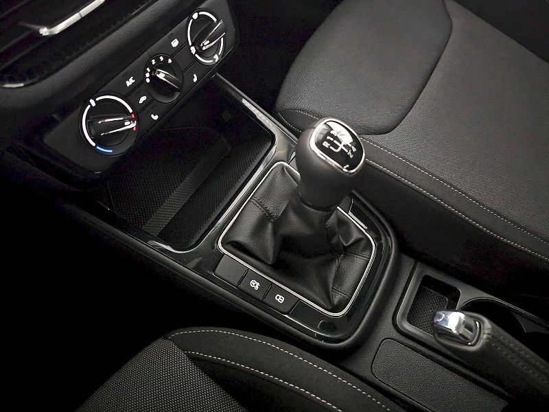 Škoda Fabia (2024) 1.0MPi 80k SELECTION TAŽNÉ - fotka 21 z 29