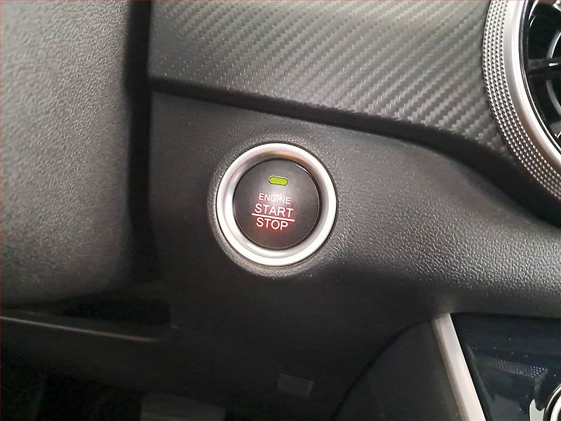 Dongfeng T5 EVO (2025) Deluxe 1.5 Turbo - fotka 18 z 25